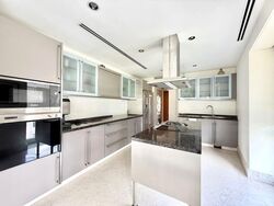 The Tomlinson (D10), Apartment #453596151